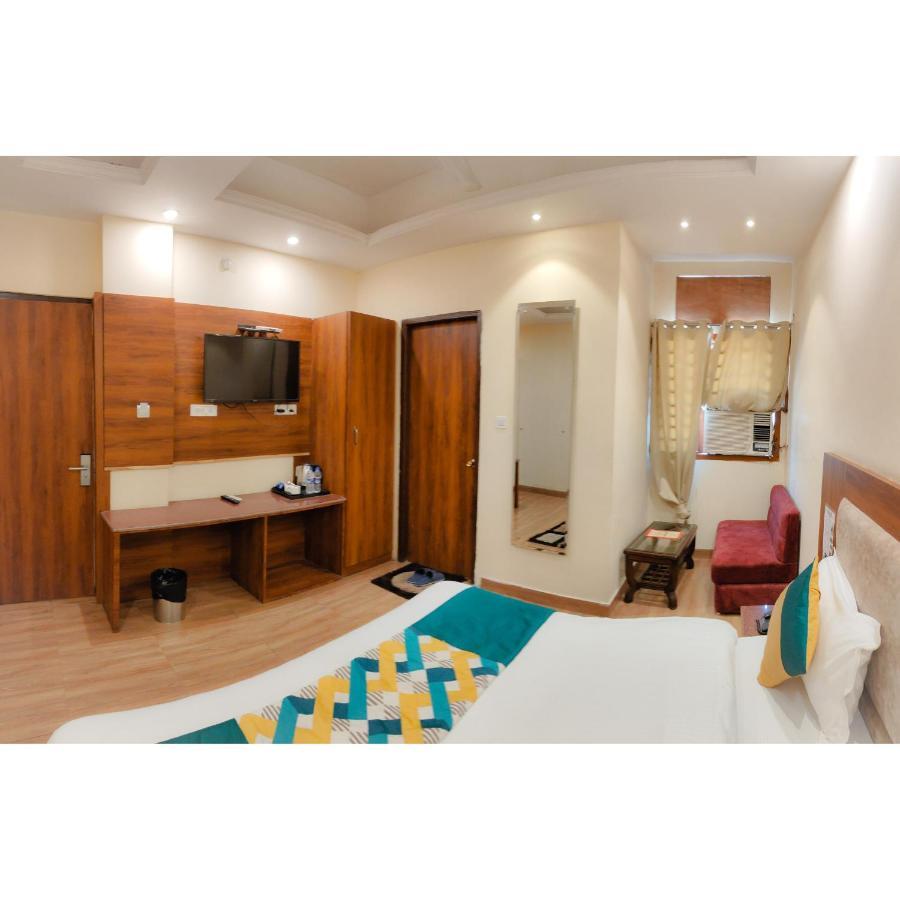 The Royal Bhumesh Hotel Katra  Exterior photo