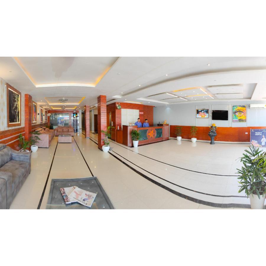 The Royal Bhumesh Hotel Katra  Exterior photo